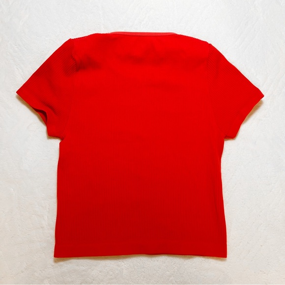 urban outfitters tee SOLD - Picture 2 of 3